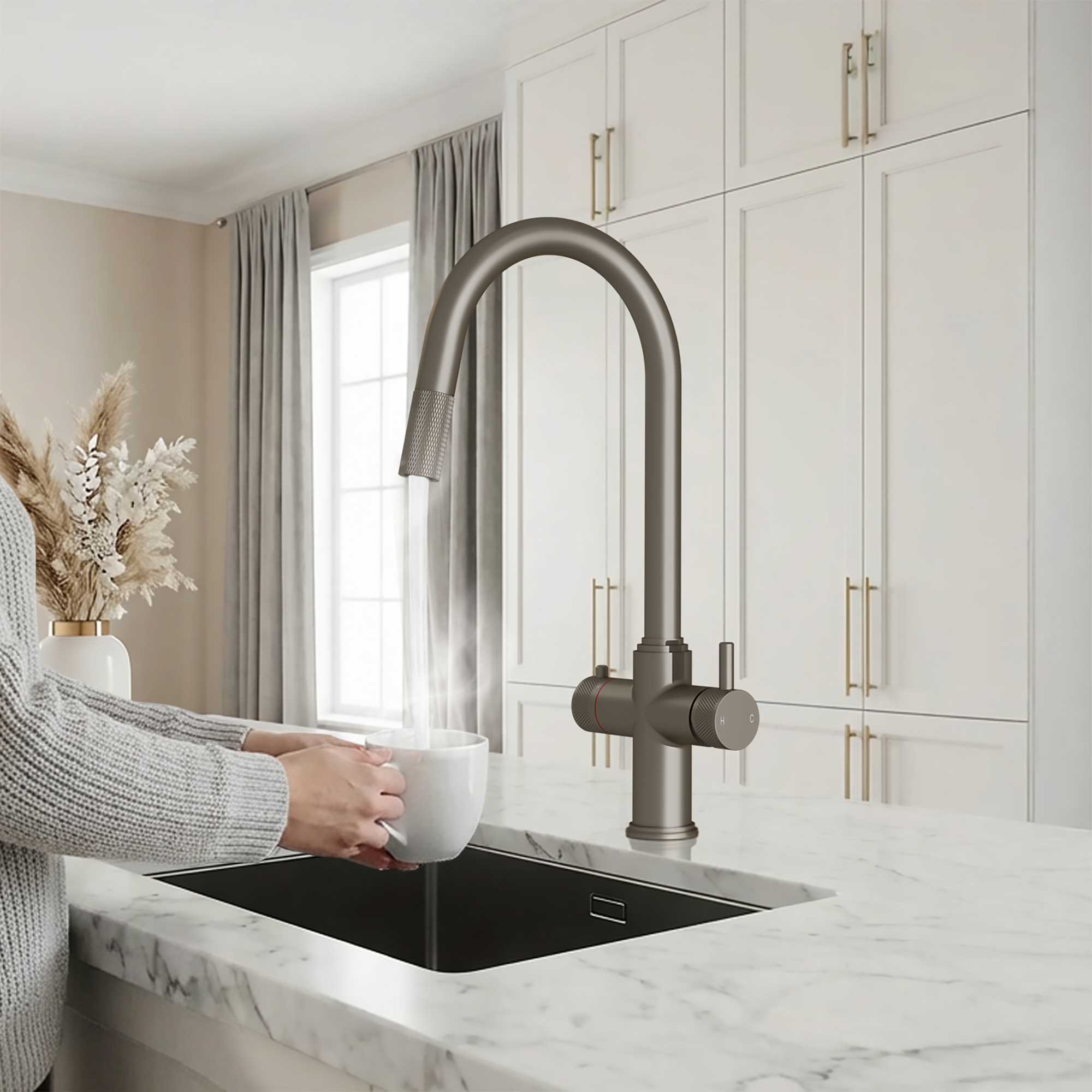 Kyros Pull Out 4-in-1 - Brushed Nickel