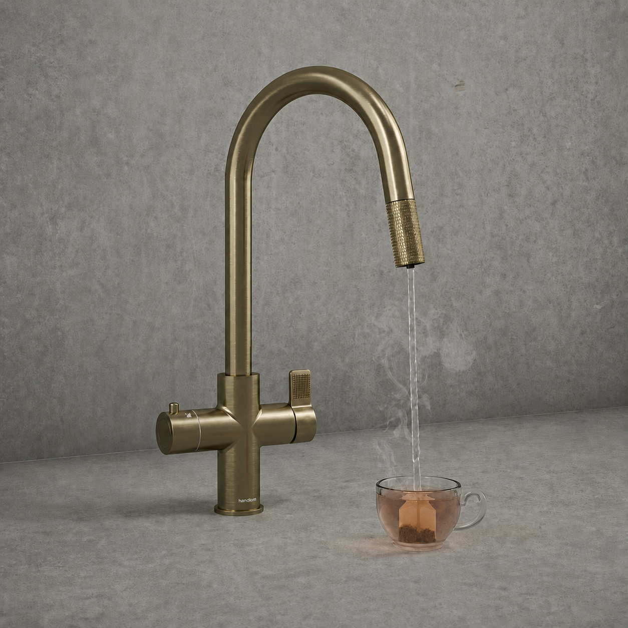 4-in-1 Flex Pro - Brushed Brass