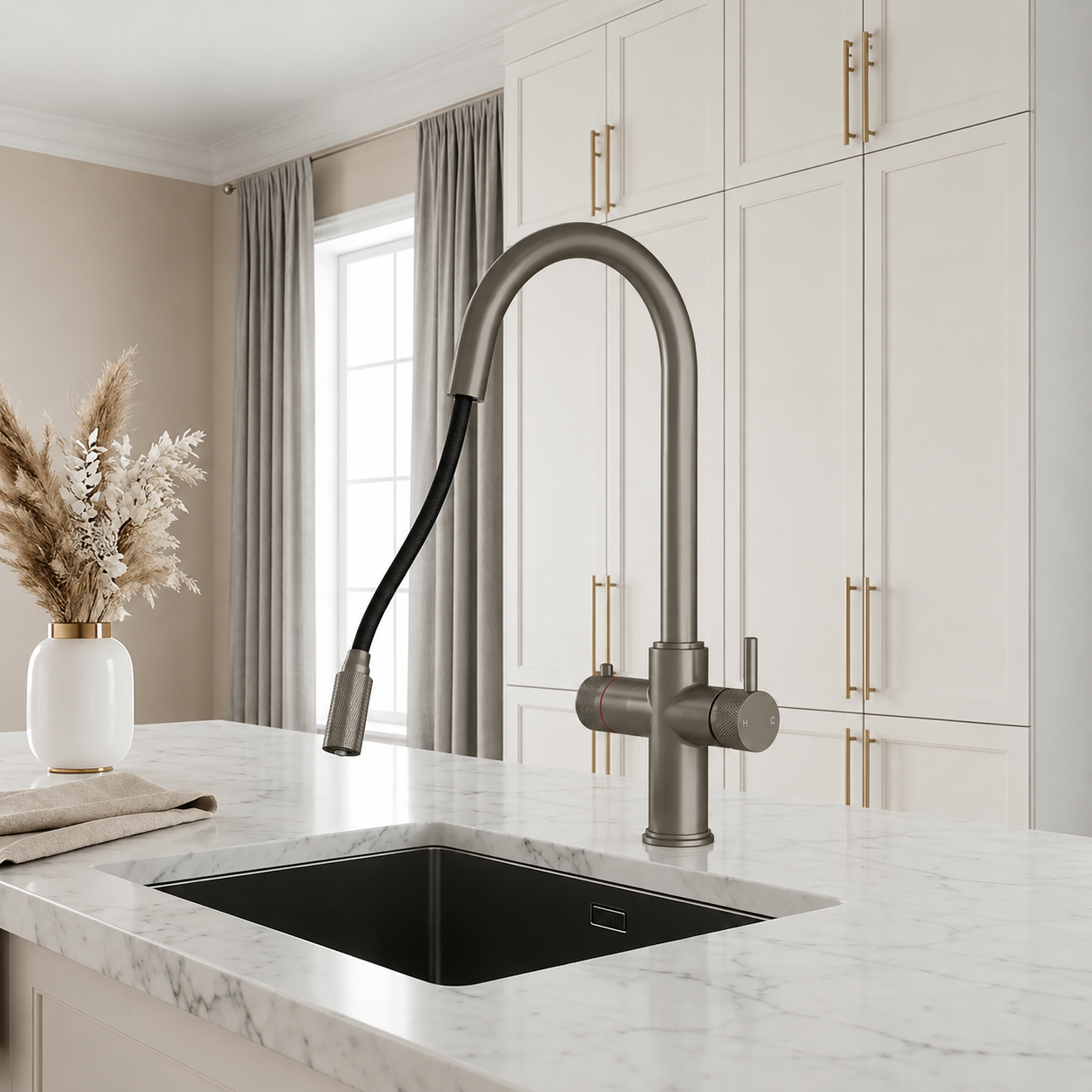 4-in-1 Kyros Pull Out - Brushed Nickel